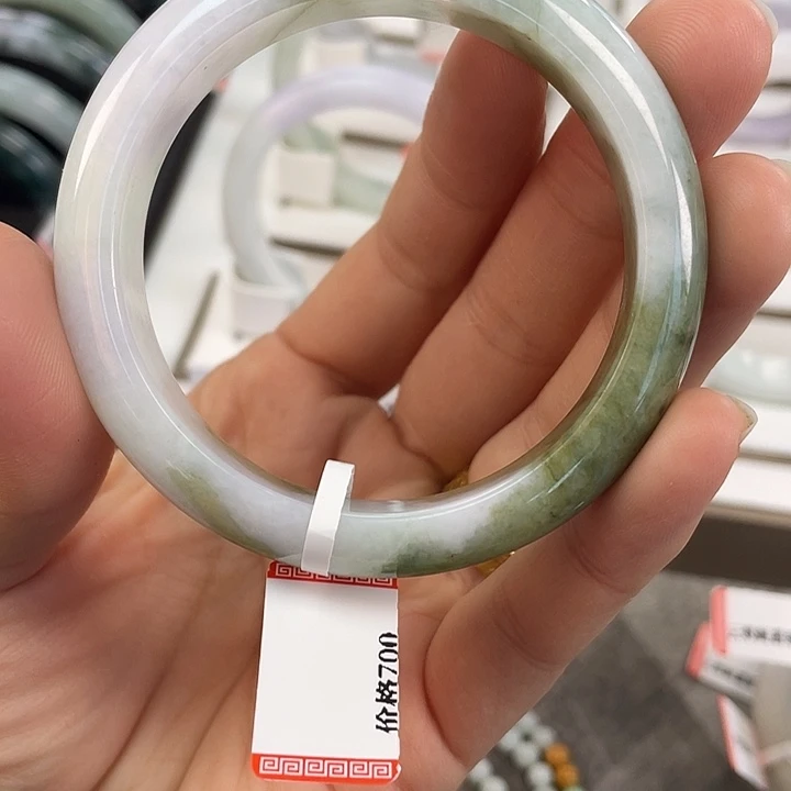 翡翠未镶嵌颈饰天然缅甸Ａ货翡翠手镯