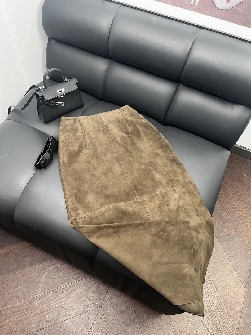 Leather Dyfs cc "古典轮廓"252653高奢反绒绵羊皮长款包臀裙