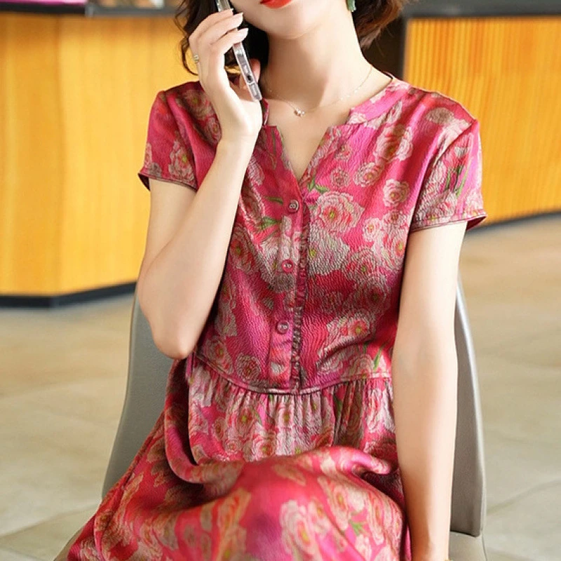 显瘦/蚕丝裙子妈妈2024年夏季气质新款时尚碎花/蚕丝连衣裙短袖高