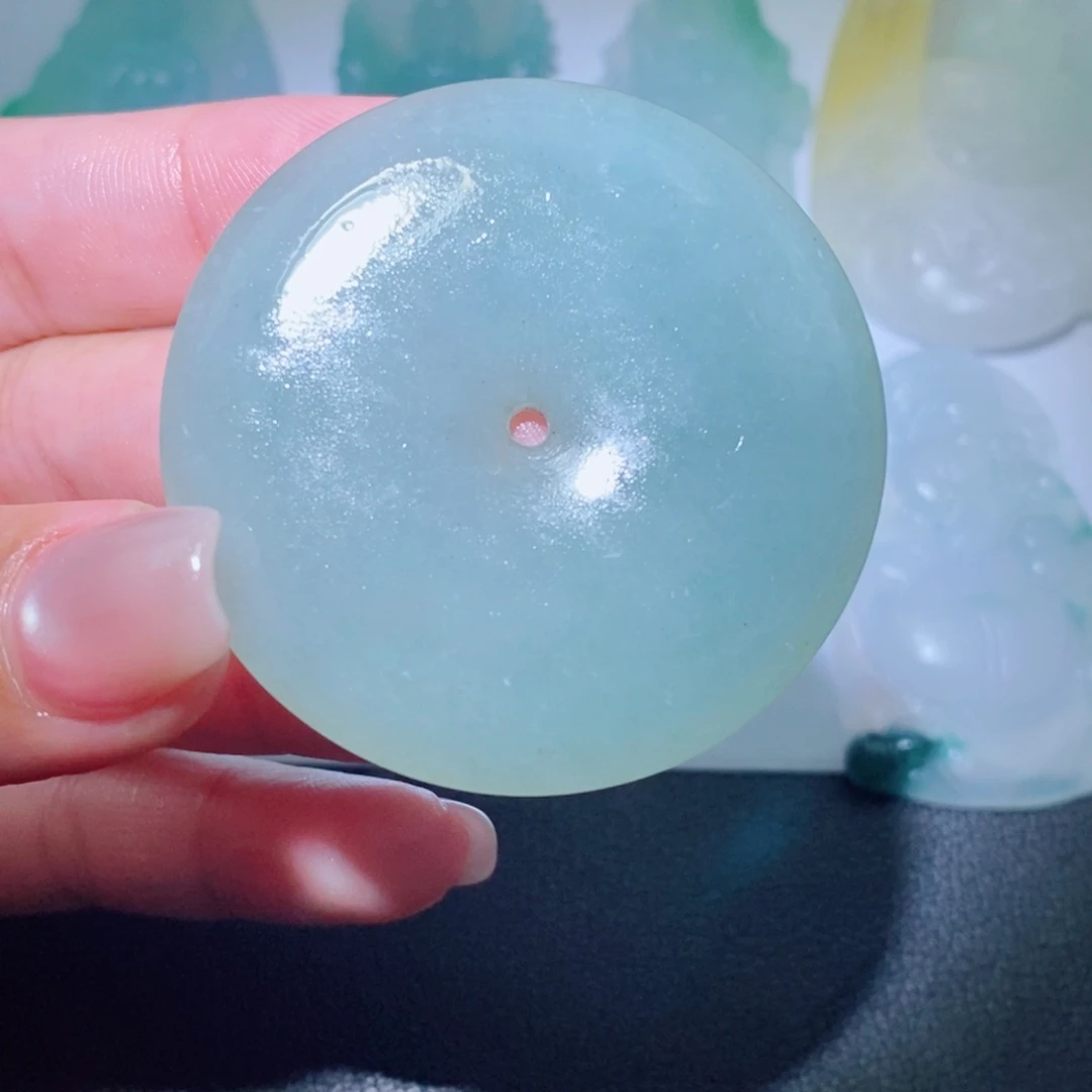 定制翡翠未镶嵌吊坠