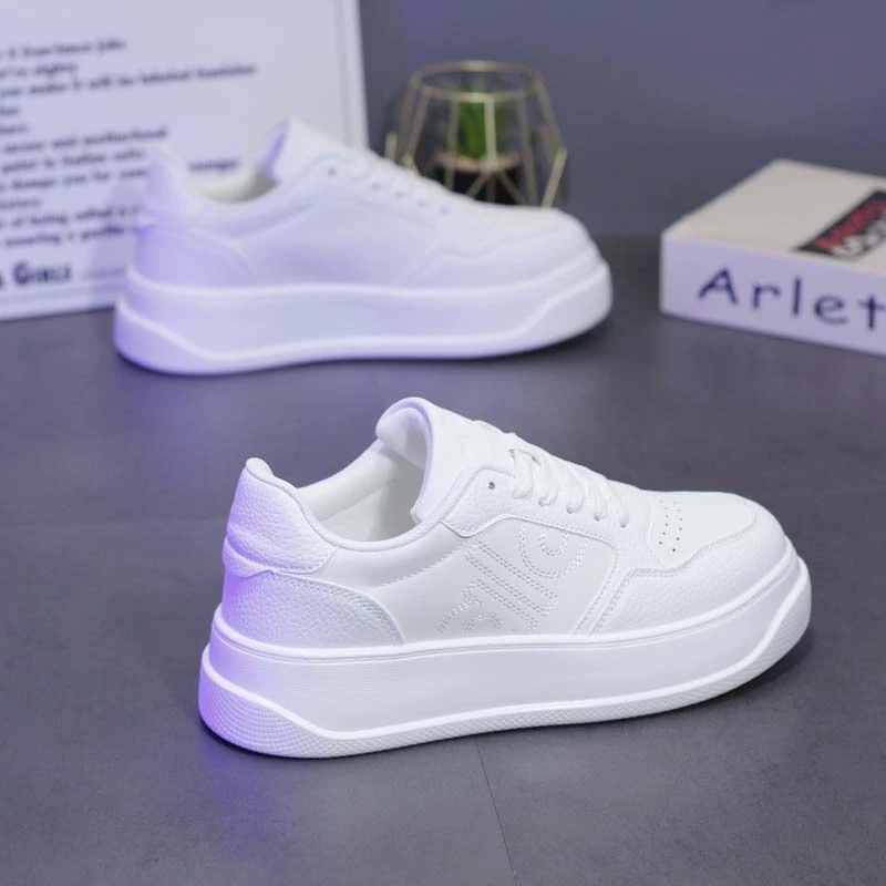 秋季新款百搭厚底男鞋内增高皮面小白鞋青年潮流男士运动鞋板鞋