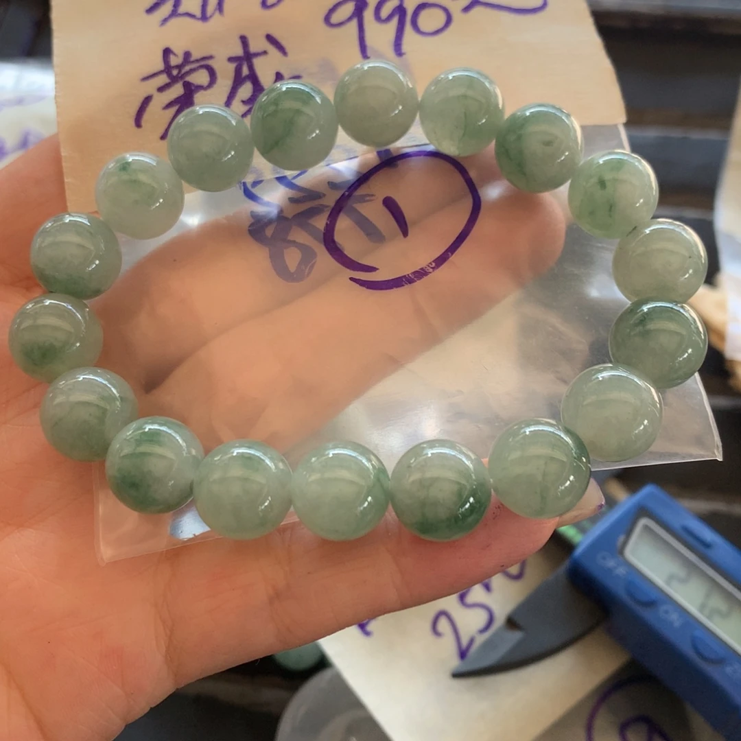 荣****未镶嵌定制翡翠翡翠
