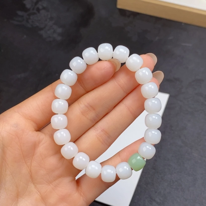 【闪购商品】未镶嵌手链和田玉（糖玉）