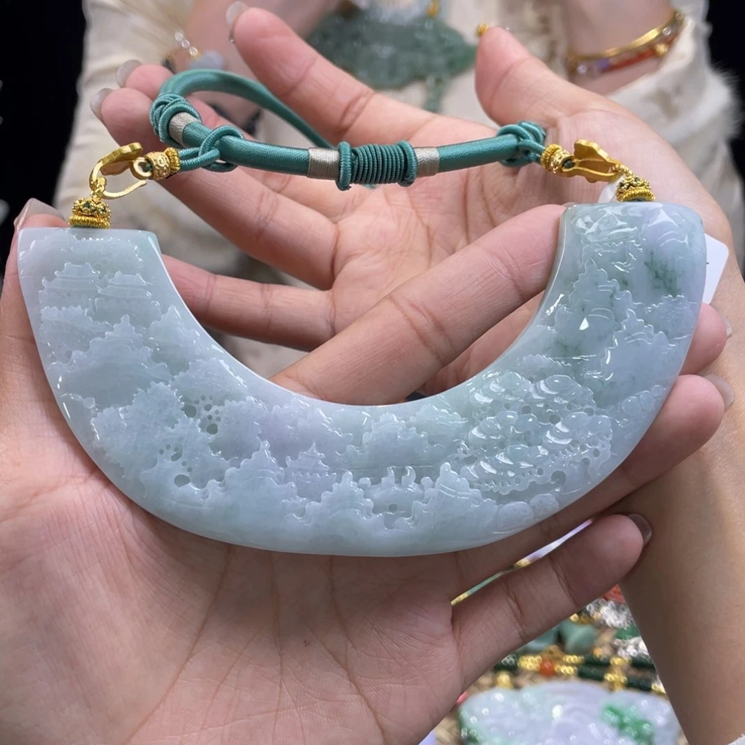 翡翠颈饰未镶嵌代编织