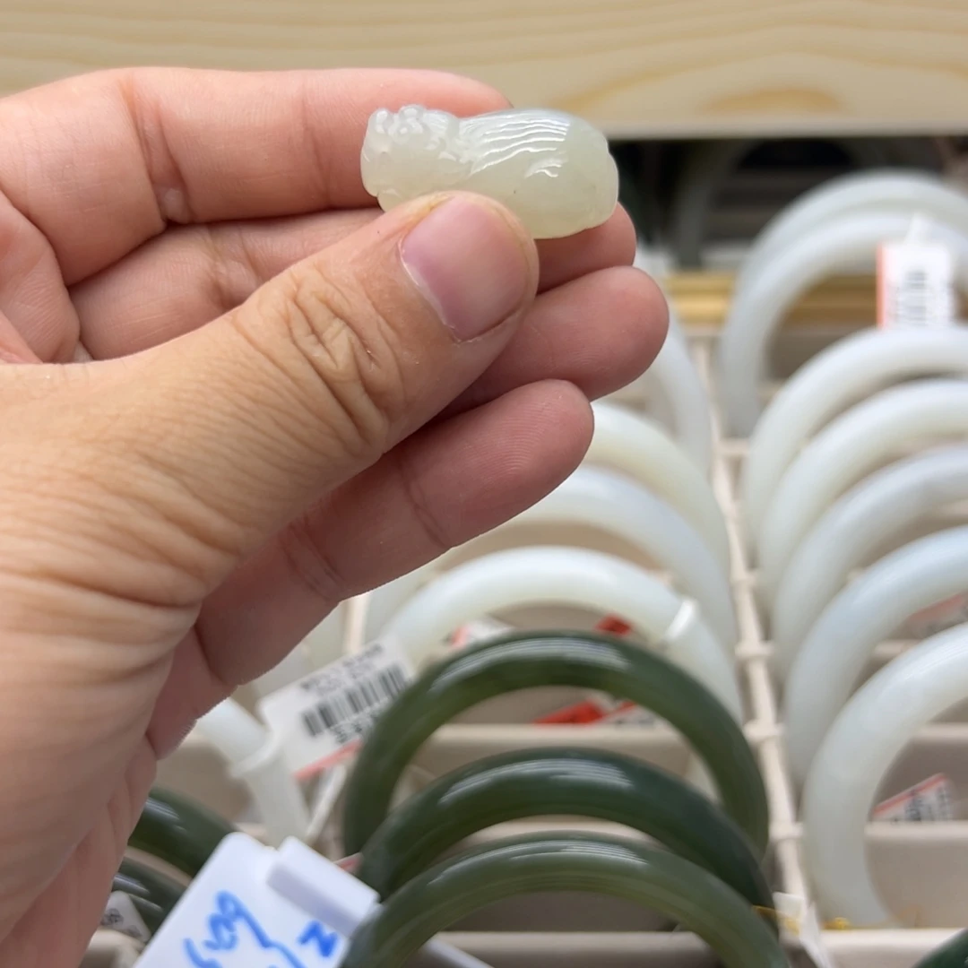 颈饰未镶嵌和田玉338