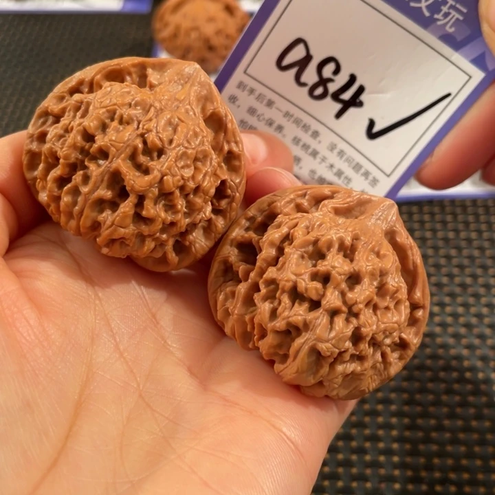 把件文玩核桃84号4.4官帽
