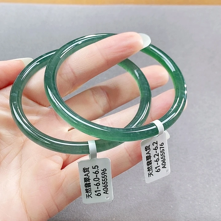 【闪购商品】翡翠手镯（圆镯）未镶嵌