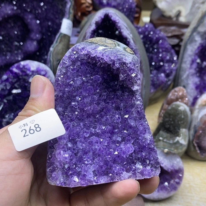 未镶嵌紫晶大型摆件（非配饰）