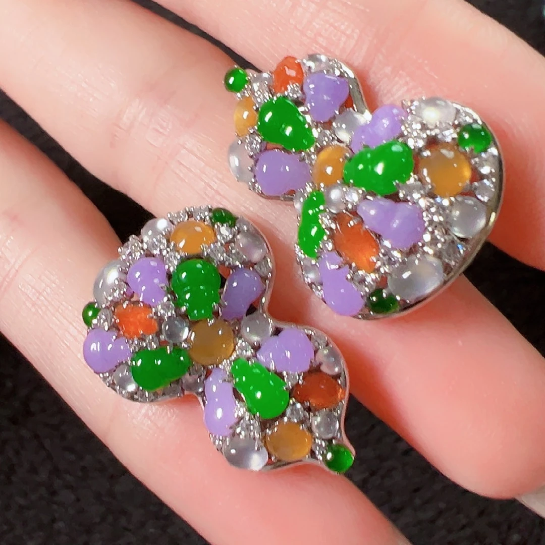 翡翠18K金镶嵌耳饰签收后24小时鉴赏期，过时不退