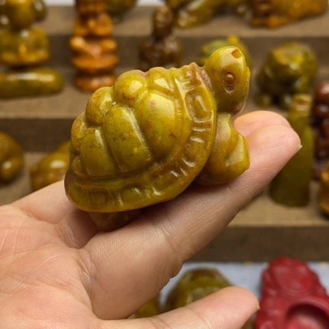 蛇纹石玉未镶嵌颈饰25