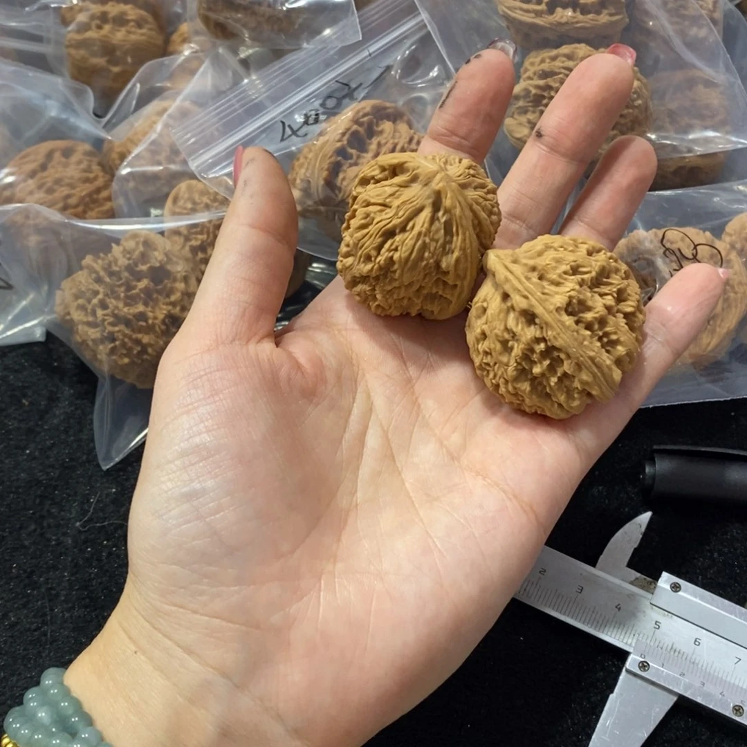 猴头核桃吊坠南疆60