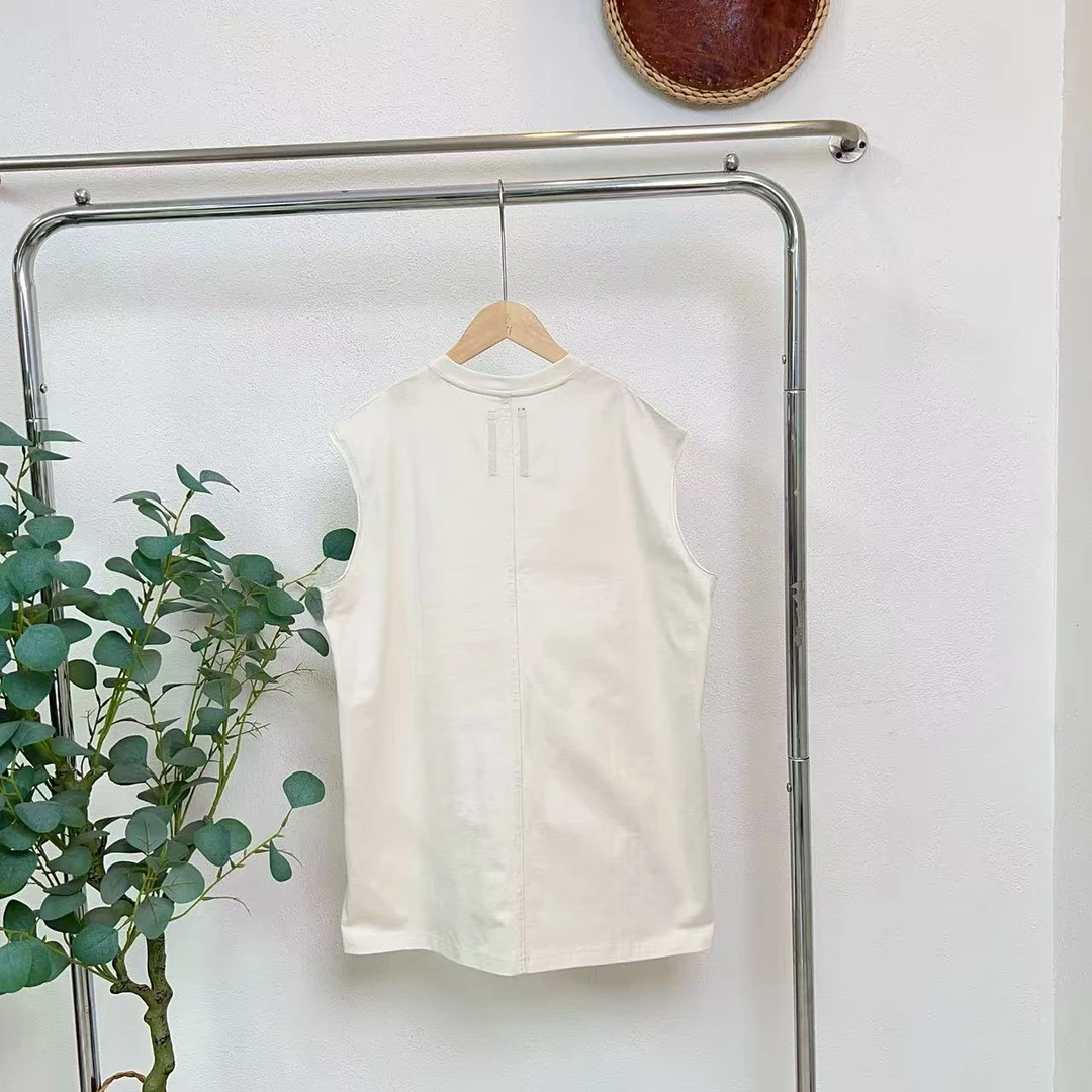 3075帕浅米灰长款背心