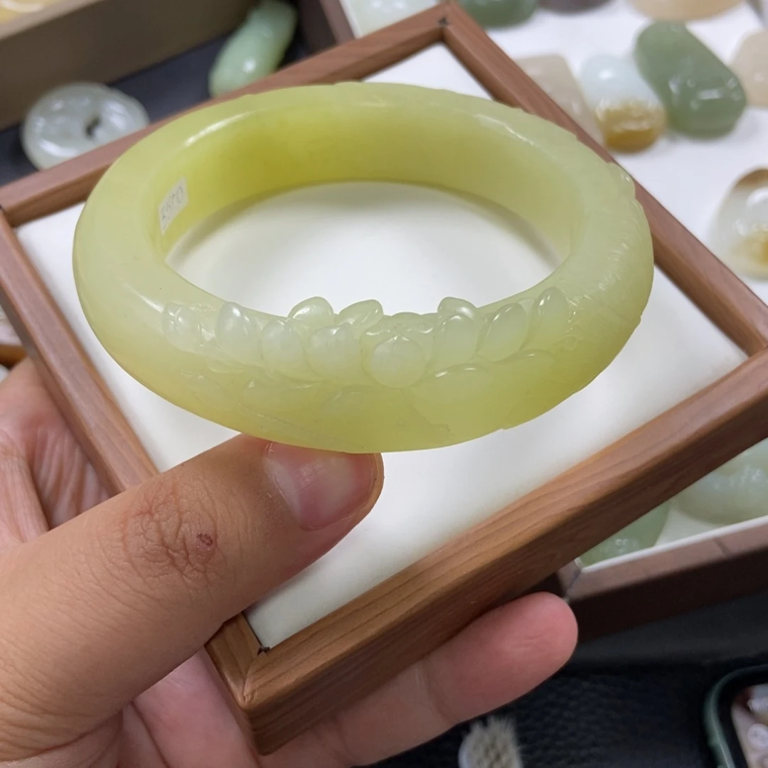 手链未镶嵌和田玉V***i