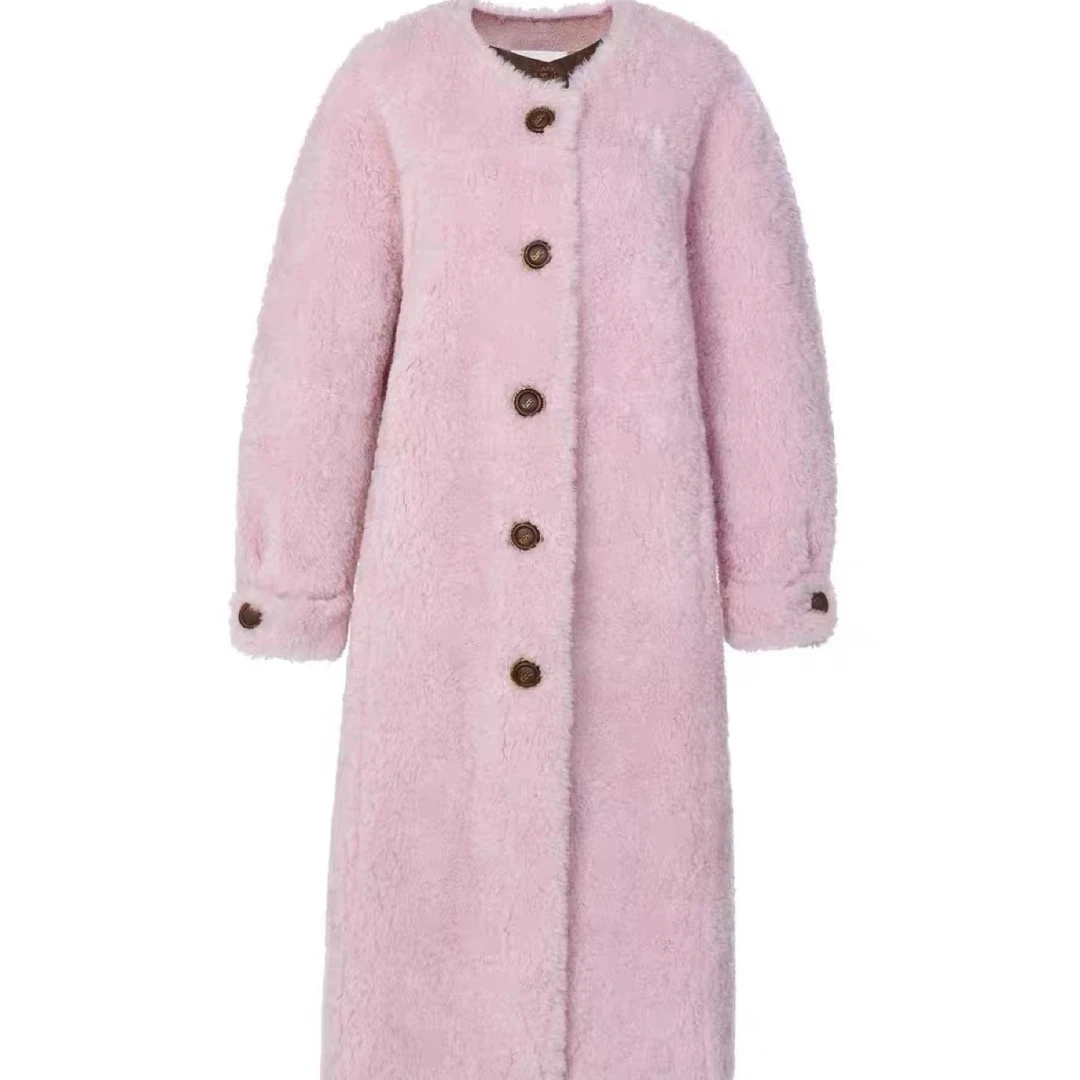 辰辰服饰粉色胸针长款大衣外套