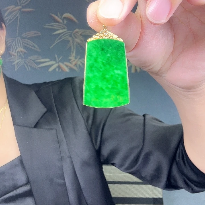 招***牌翡翠18K金镶嵌吊坠(不含链)