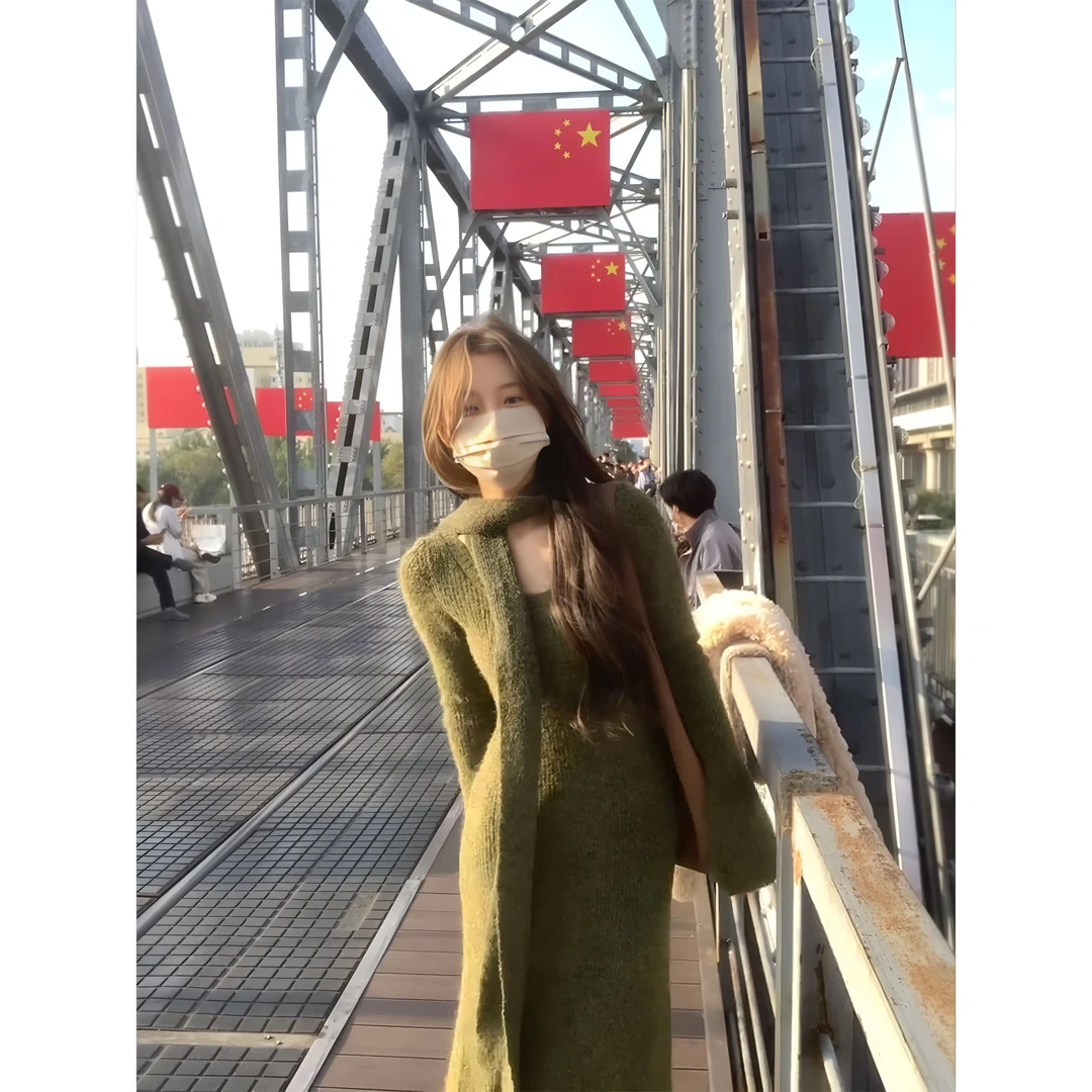 MARIE.COCO复古清冷风氛围感围巾挂脖针织连衣裙女秋冬毛衣鱼尾裙
