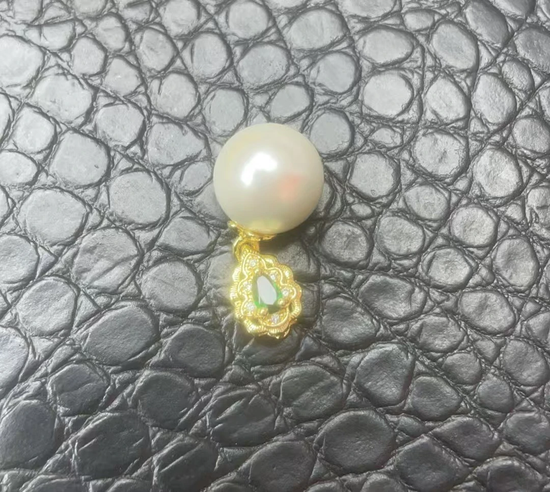 珍珠 A135  白色吊坠   男女同款 时尚百搭