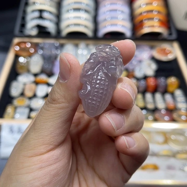 玛瑙/玉髓未镶嵌颈饰