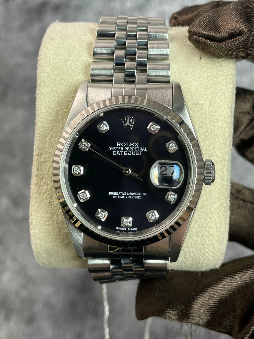 99新 Rolex/劳力士 日志/黑盘钻刻牙圈/36表径/A1225