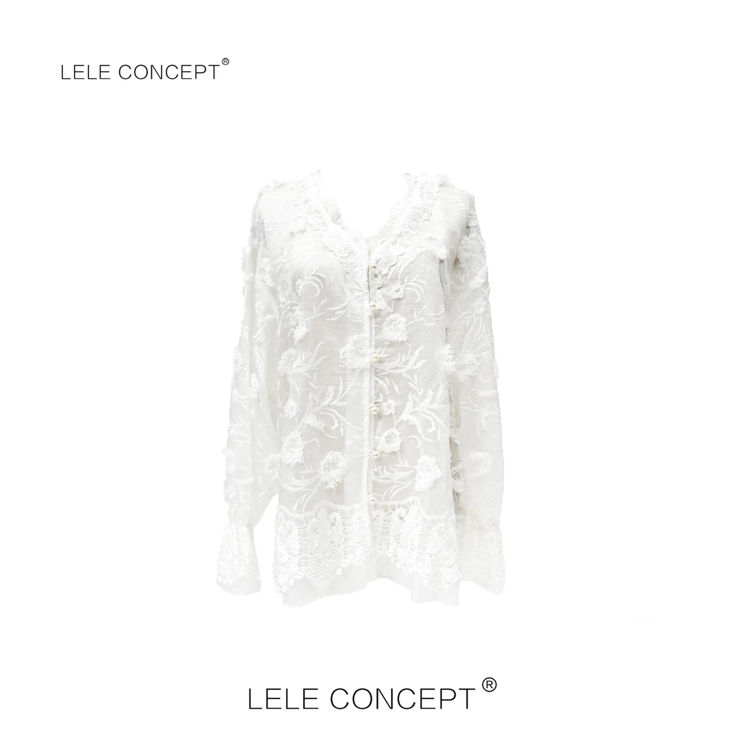 LELE CONCEPT丨【如一】V领系扣立体花上衣S0894