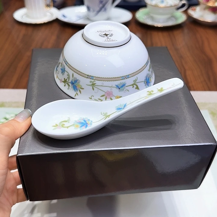 瓷片杯子杯子杯子水杯杯子水杯