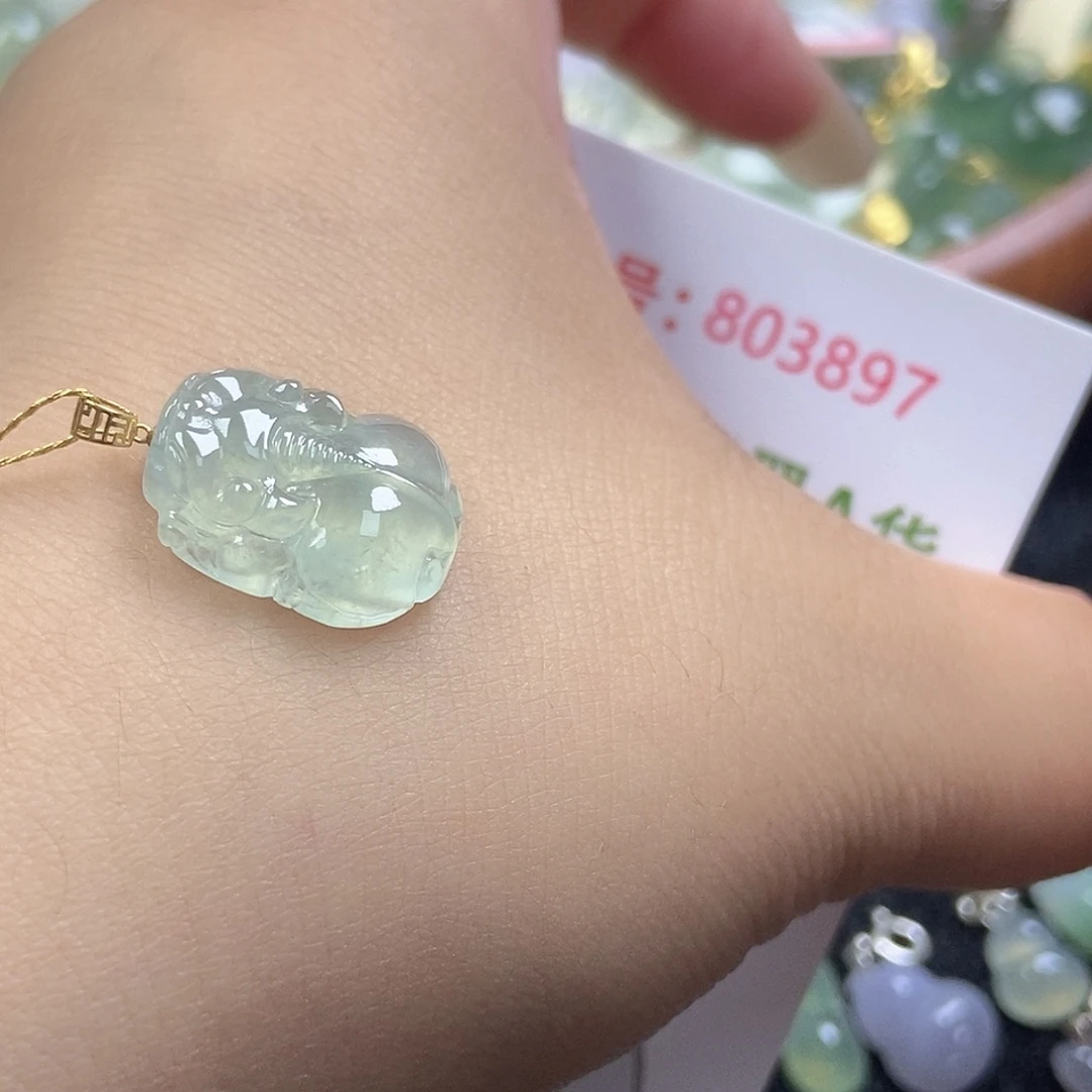 未镶嵌挂件翡翠天然