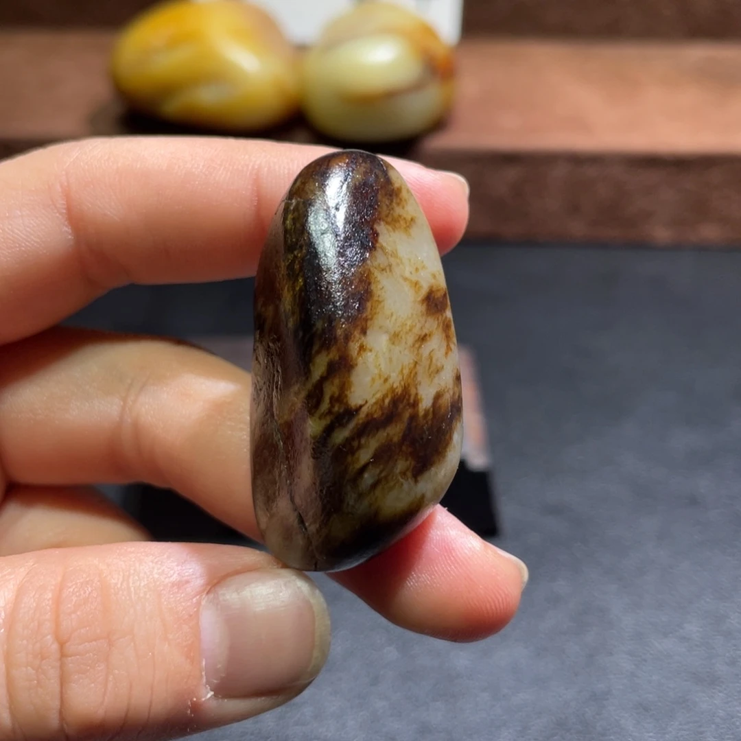 和田玉（糖玉）未镶嵌挂件