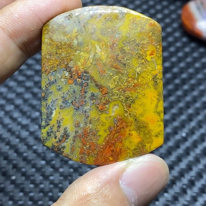 玛瑙/玉髓颈饰未镶嵌从****^