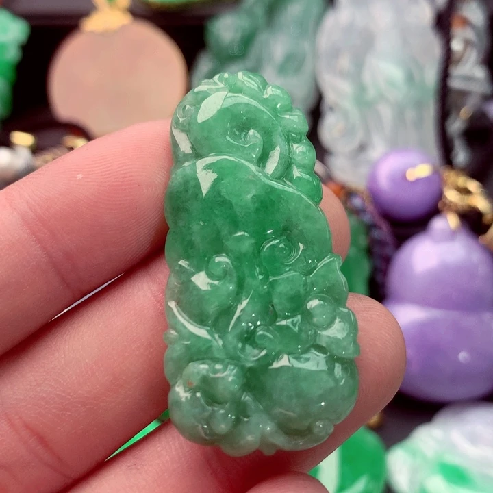 吊坠(不含链)未镶嵌翡翠