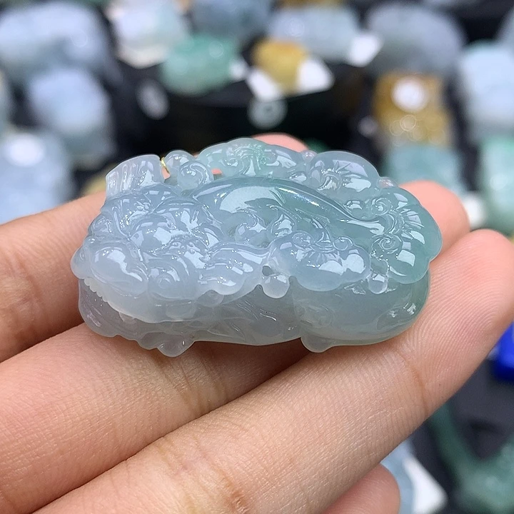 翡翠未镶嵌颈饰天然缅甸翡翠