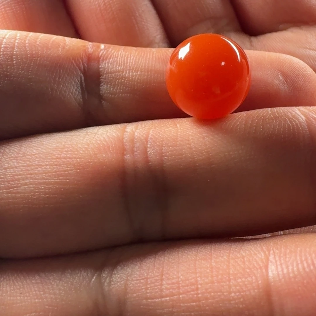 南红玛瑙未镶嵌圆珠12.8mm