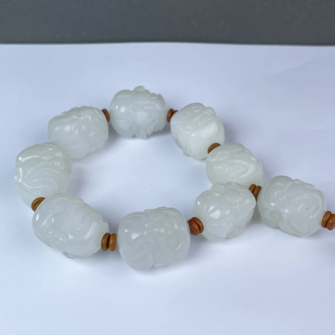 E1018 和田玉禅心修相十八罗汉