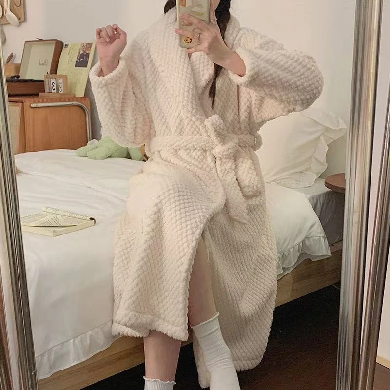 2024冬季新款北极绒中长款睡袍女加绒加厚保暖甜美浴袍，睡袍