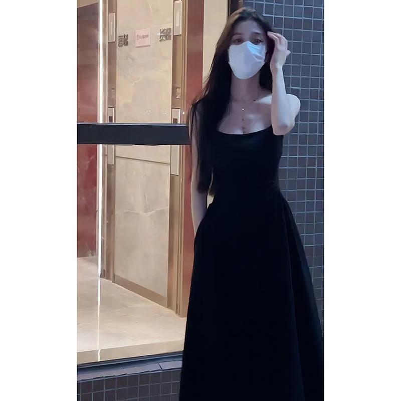 法式茶歇吊带连衣裙子女夏季2025新款小个子a字收腰长裙