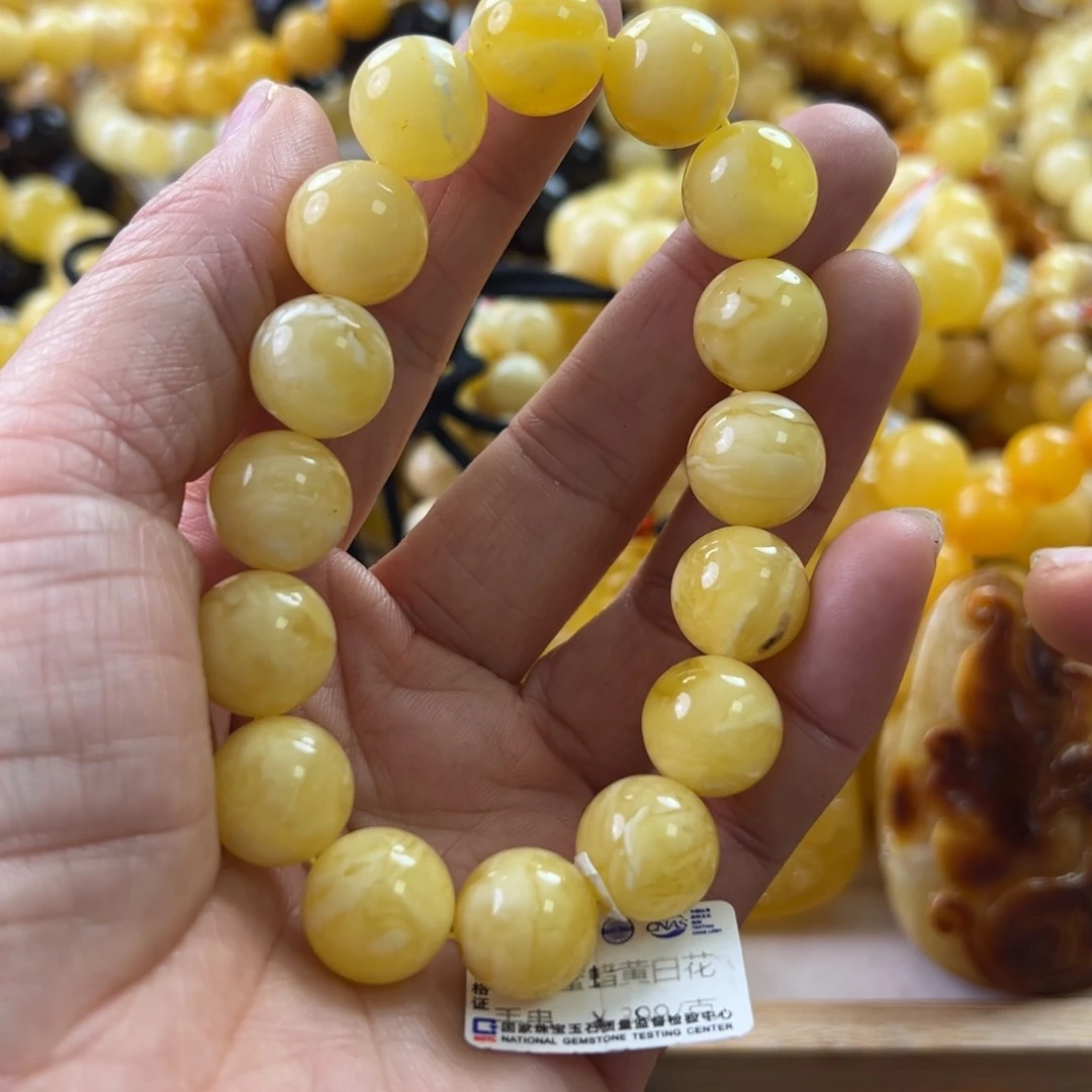 琥珀珠宝奇石未镶嵌