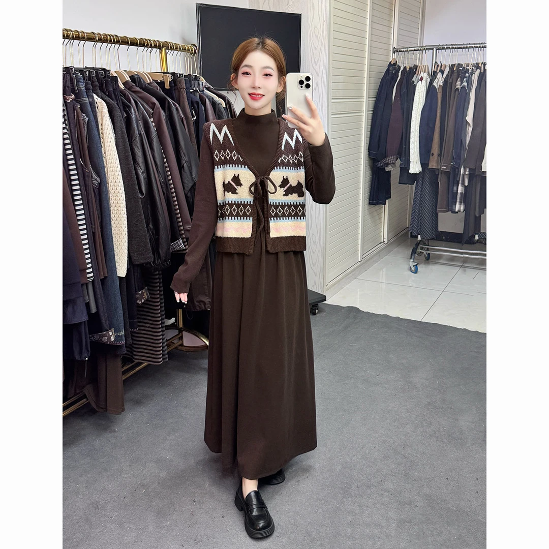 时尚休闲套装裙女2025秋季新款洋气减龄气质羊毛马甲连衣裙两件套