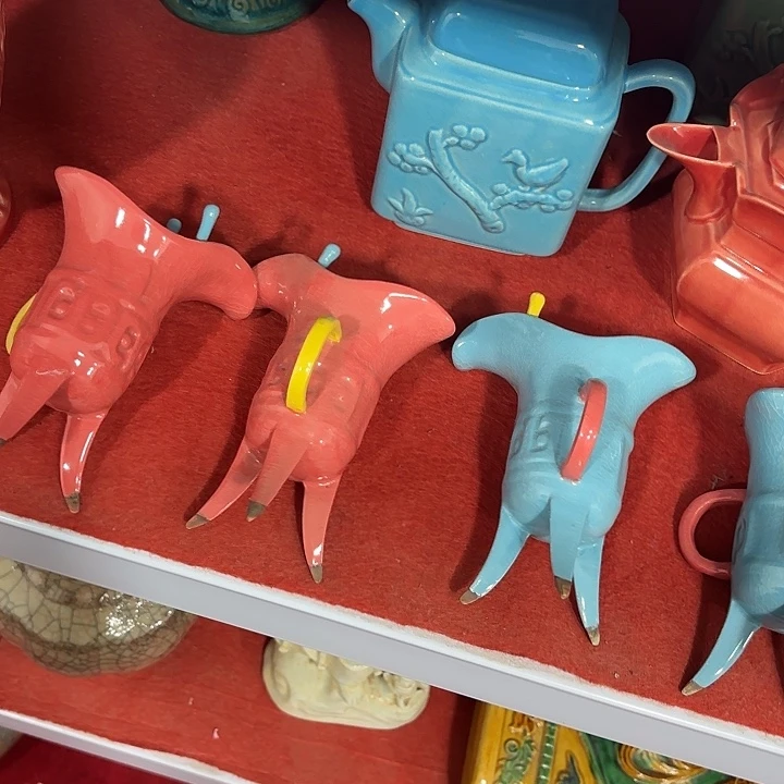 瓷器摆件…………瓷器…………天****乙