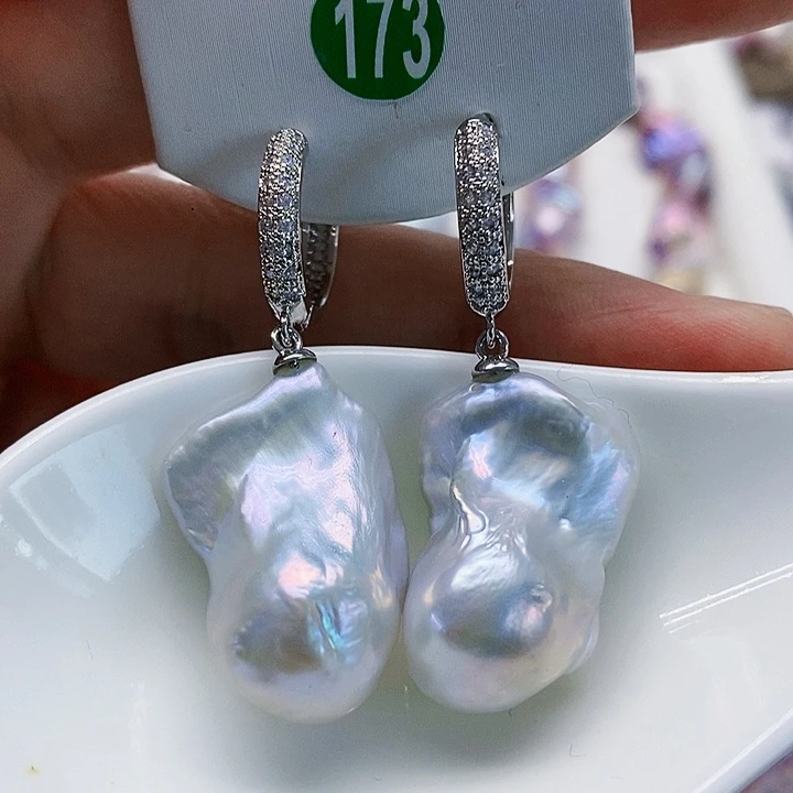 银S925镶嵌耳饰淡水珍珠