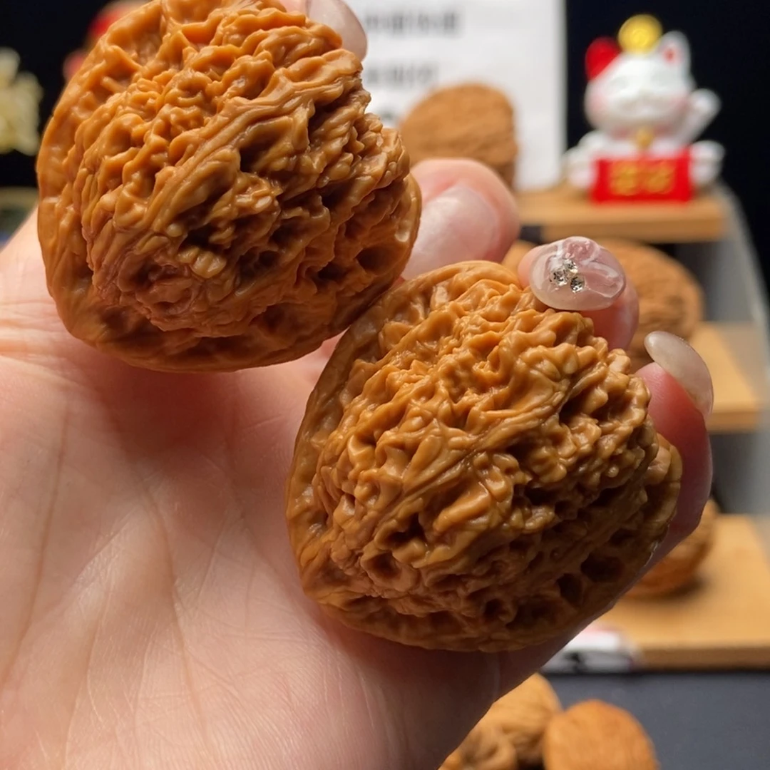 把件核桃40-40-39全品原生态子弹头高炮