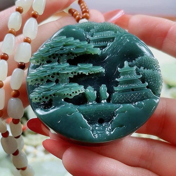 颈饰未镶嵌和田玉