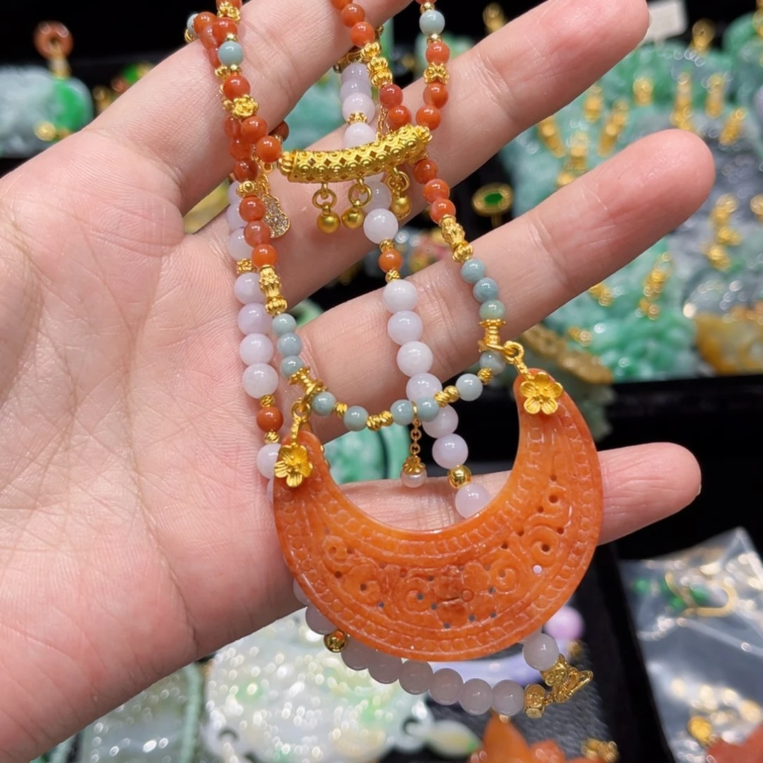 晓***枝翡翠合金吊坠(赠链)国风