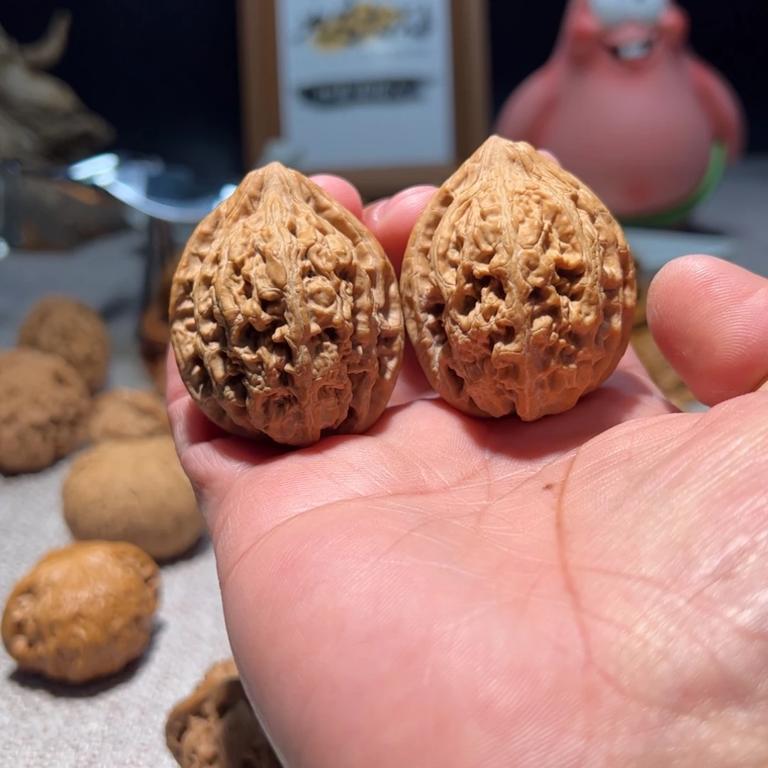 文玩核桃把件全品38大沽石