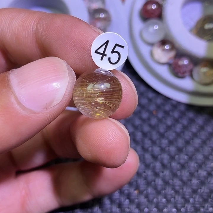 贾***水晶未镶嵌吊坠(不含链)