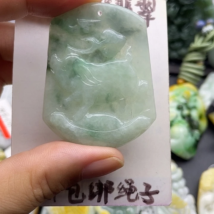 颈饰未镶嵌翡翠天然翡翠