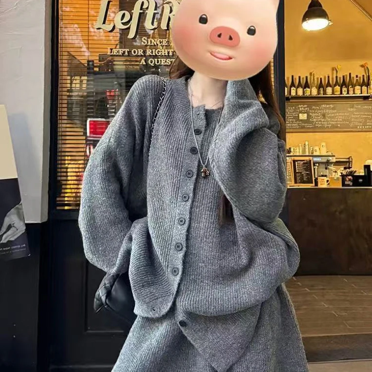 MEENI@1312 韩系百搭显瘦V领针织+松紧短裙套装 9-26