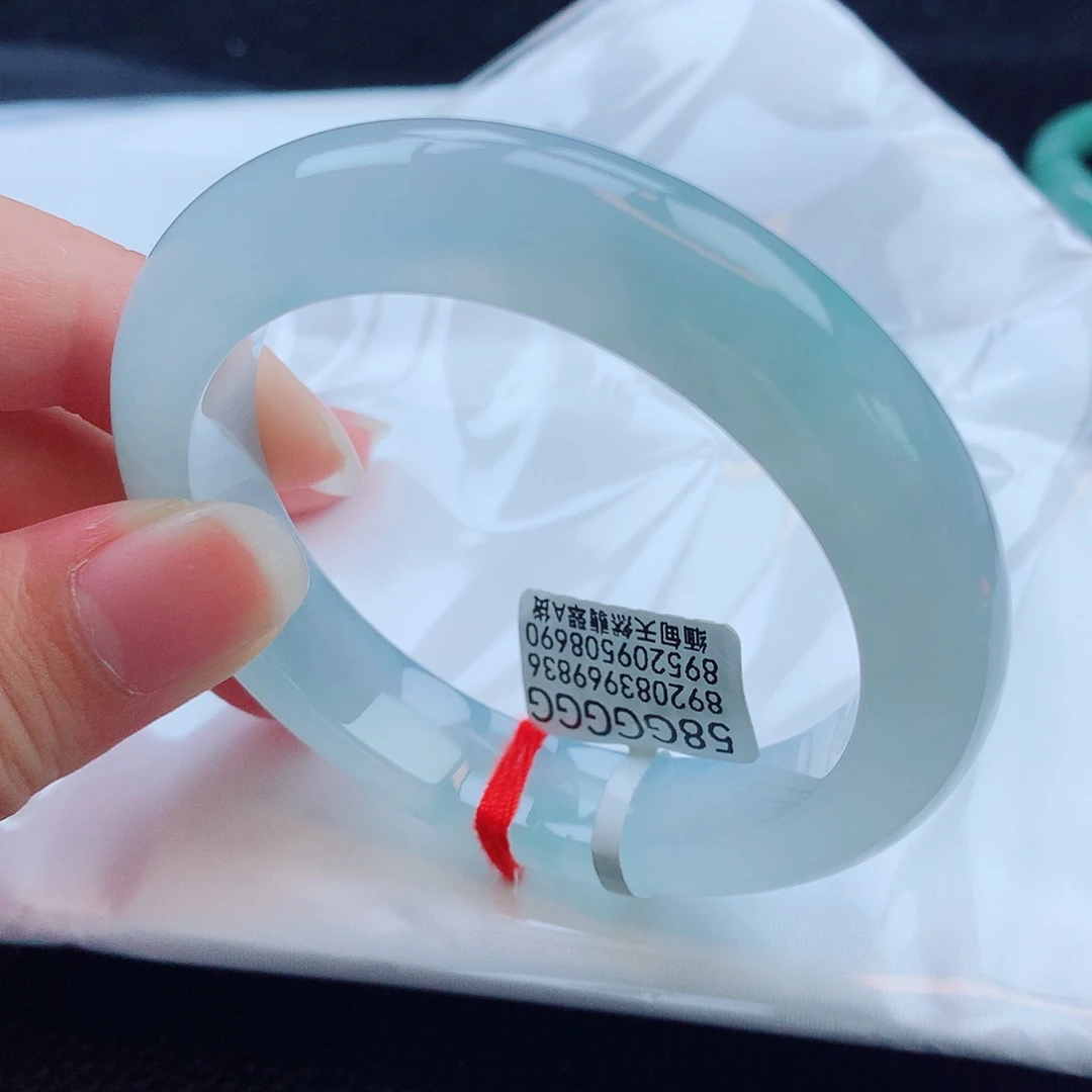 翡翠未镶嵌手镯天然缅甸翡翠A货手镯
