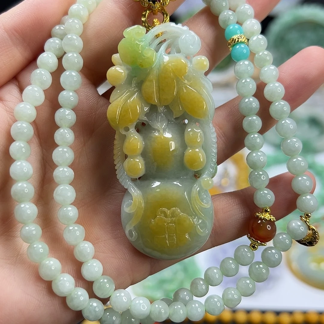 翡翠未镶嵌颈饰吊坠