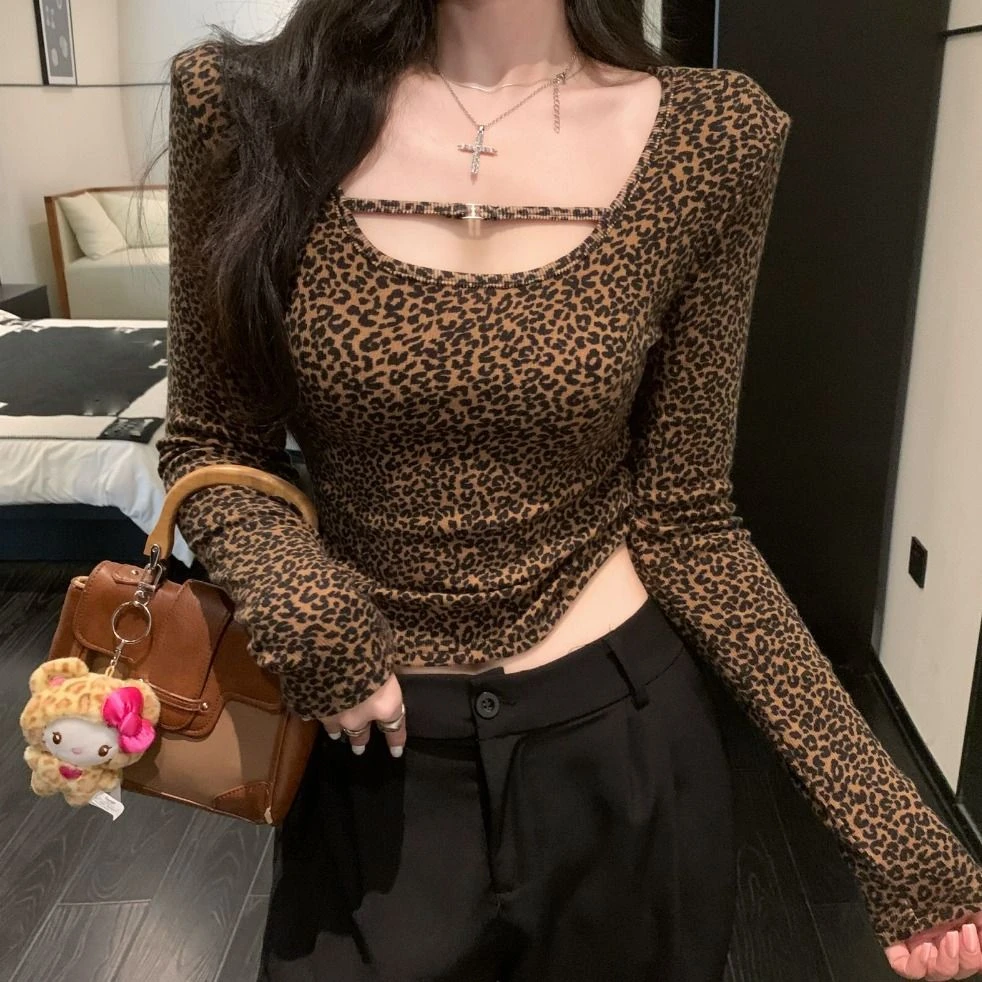 豹纹短款修身长袖T恤女2025秋季法式复古U字领宽松打底衫上衣外穿