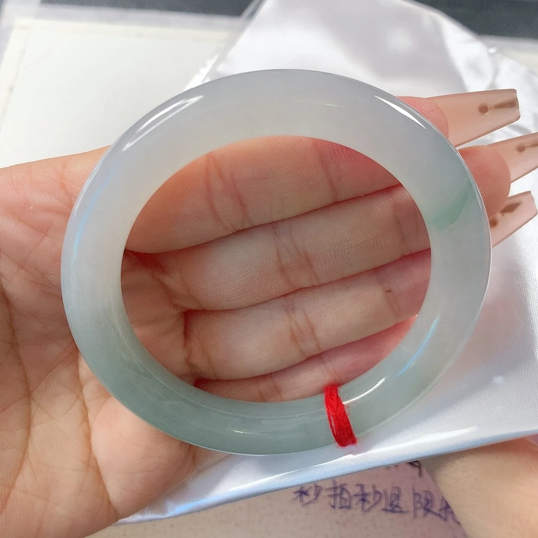 未镶嵌手镯（圆镯）翡翠①①⑦