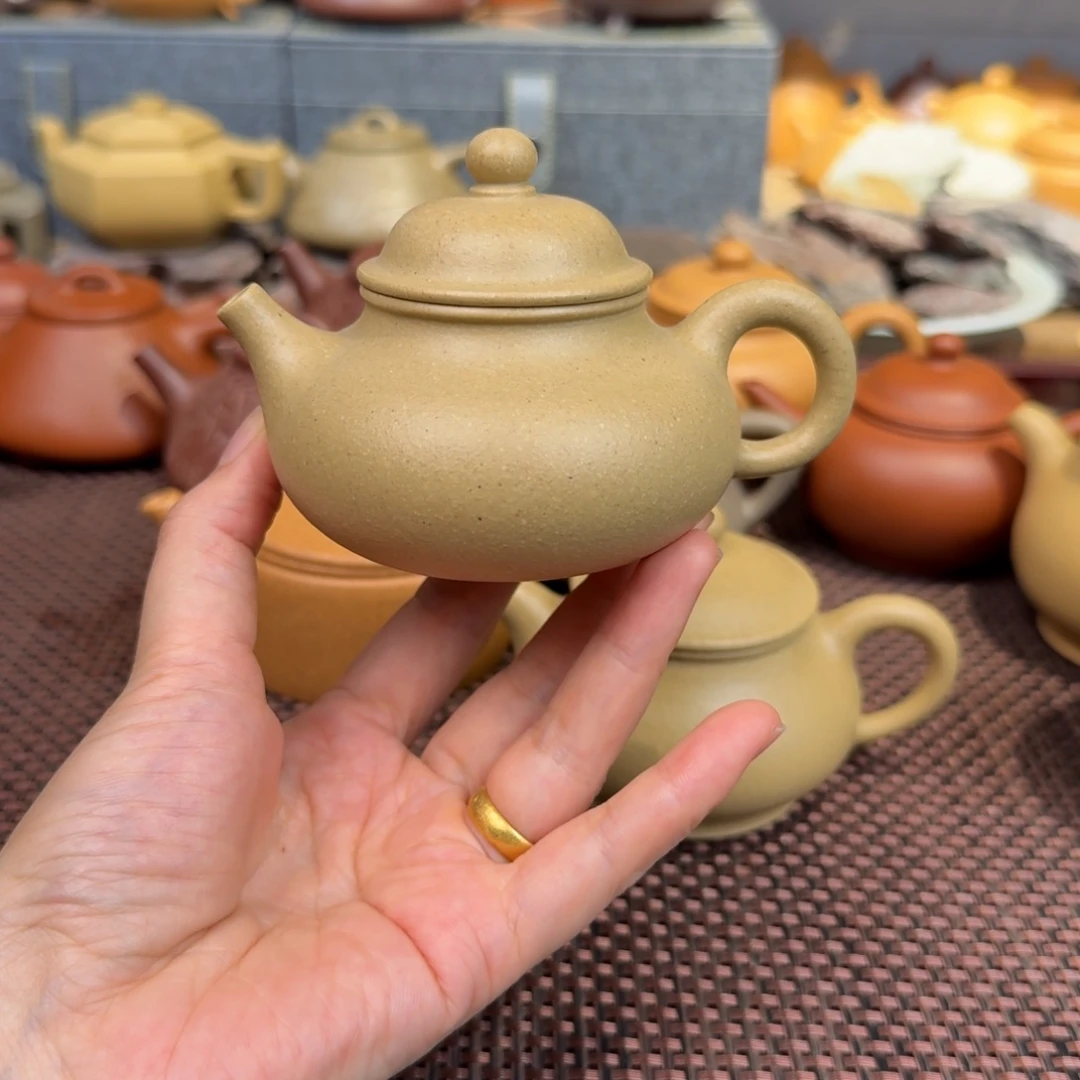 茶壶本山绿泥梨皮微瑕150毫升左右